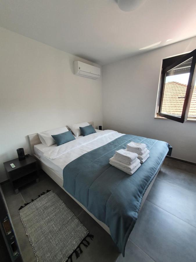 לוביסטה Apartmani Nerium מראה חיצוני תמונה