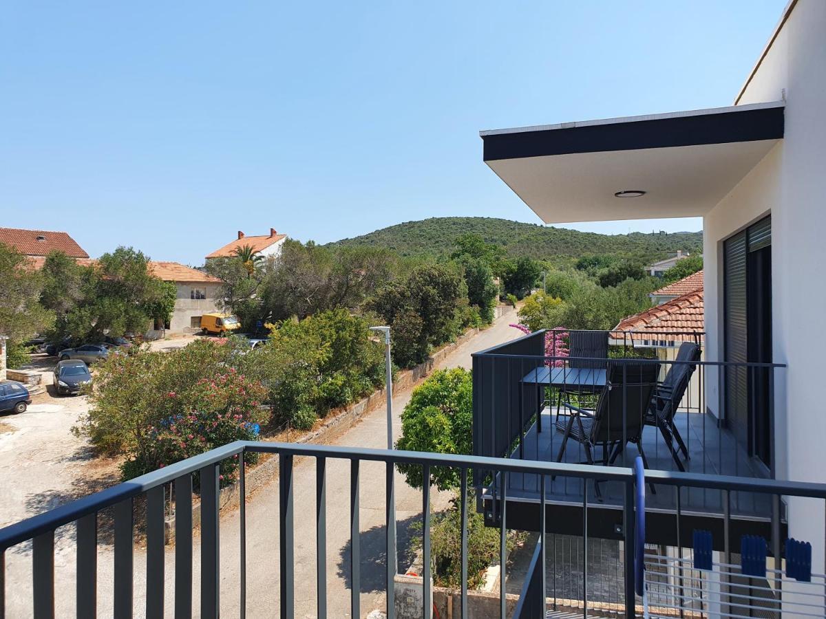 לוביסטה Apartmani Nerium מראה חיצוני תמונה