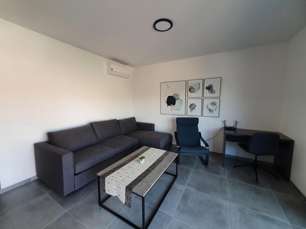 לוביסטה Apartmani Nerium מראה חיצוני תמונה