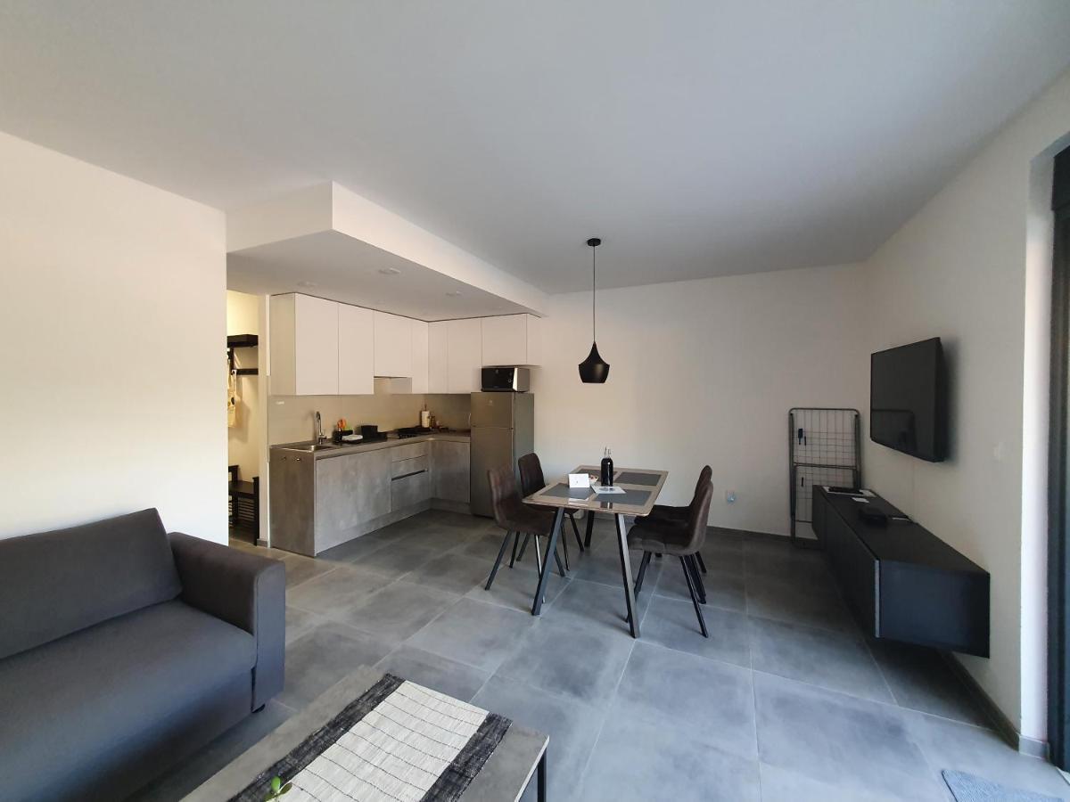 לוביסטה Apartmani Nerium מראה חיצוני תמונה